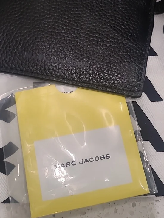 Authentic Marc Jacobs - Picture 11 of 16